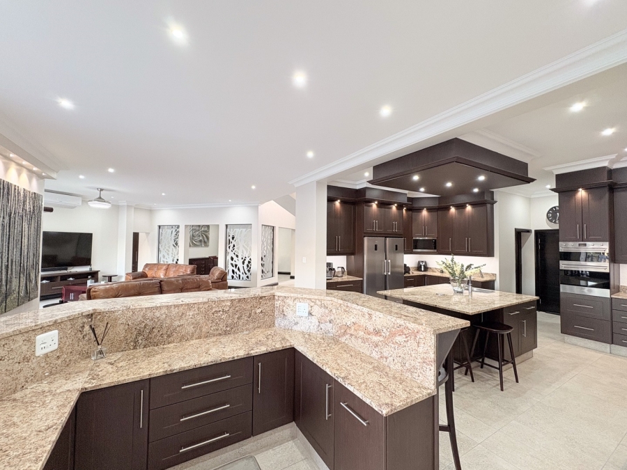 5 Bedroom Property for Sale in Marina Martinique Eastern Cape